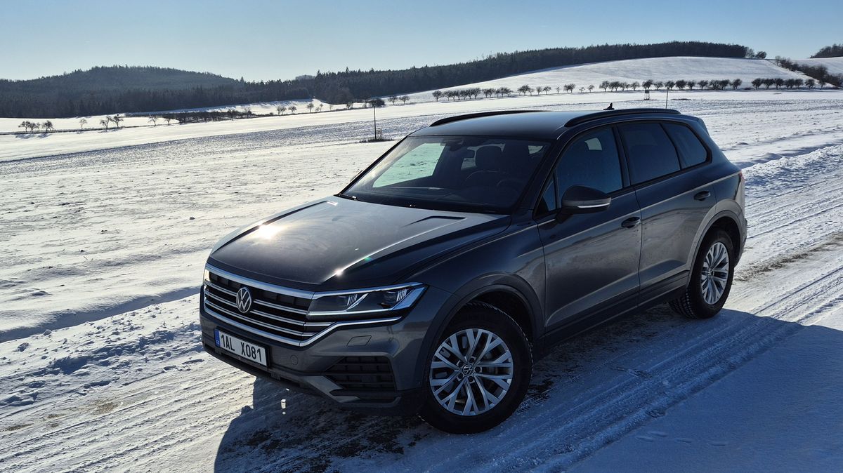 Kupujte, nebude! Poslední šestiválcový mohykán od VW nabízí skvělé svezení a stojí méně, než byste čekali